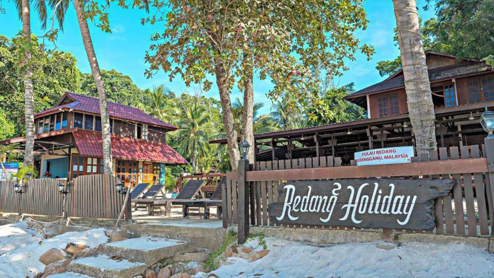 Redang Holiday Beach Resort Exterior photo